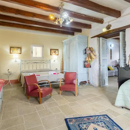 Nina Large Private Pool Ac Wifi Villa
