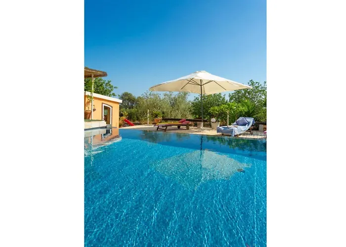 Nina Large Private Pool Ac Wifi * Scicli