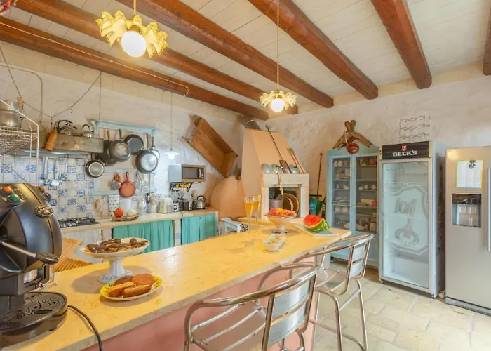 Nina Large Private Pool Ac Wifi Villa *